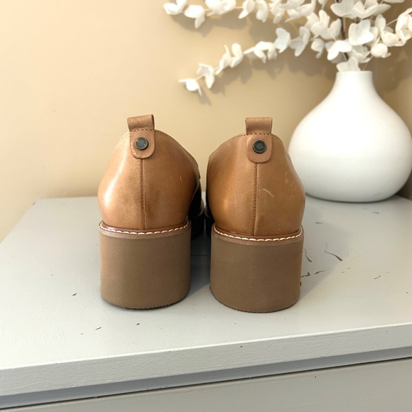 Like New Naturalizer Darry Platform Loafers Toffee Natural Leather Size 8 - Picture 6 of 16